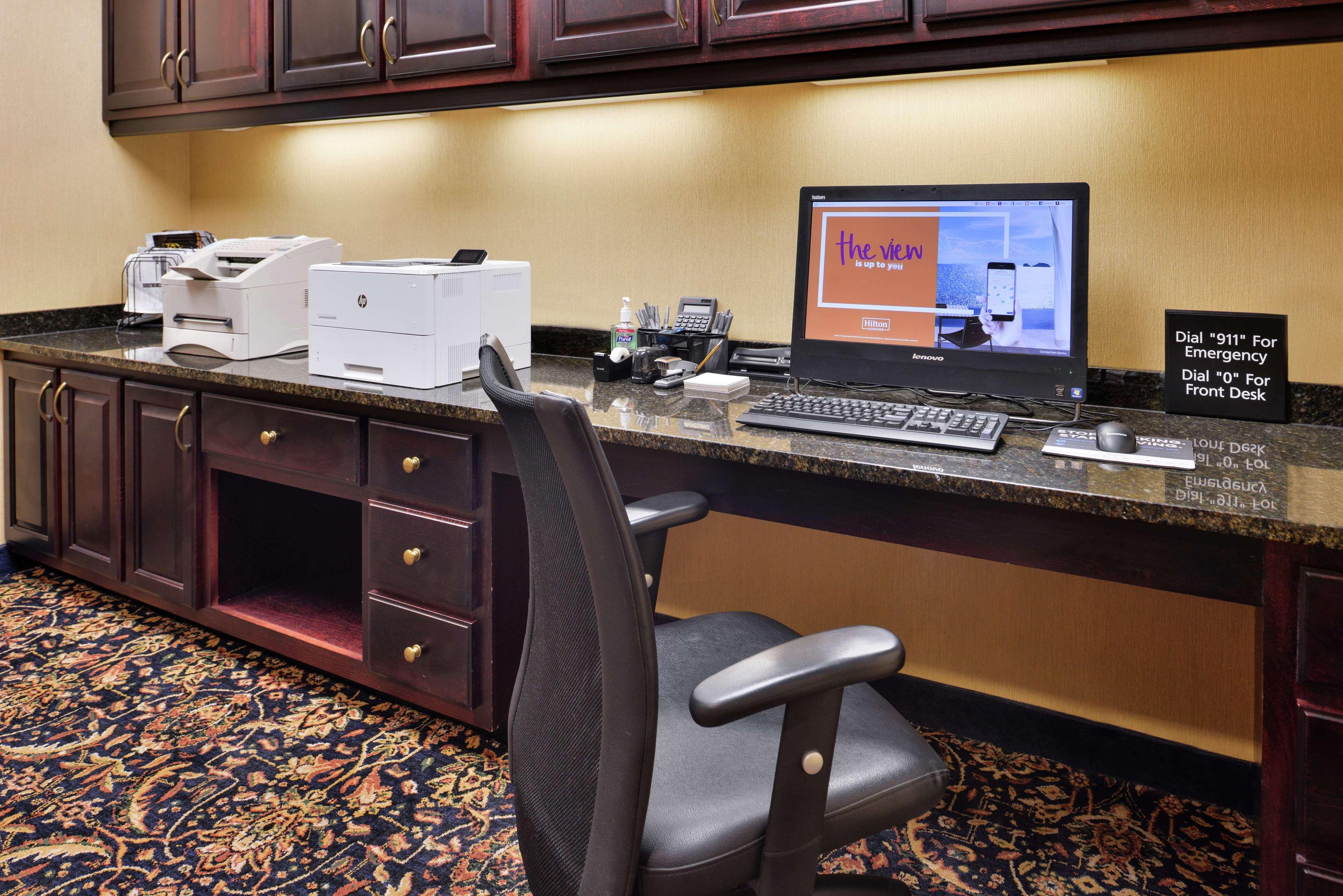 Hampton Inn Jackson-College Avenue Zewnętrze zdjęcie
