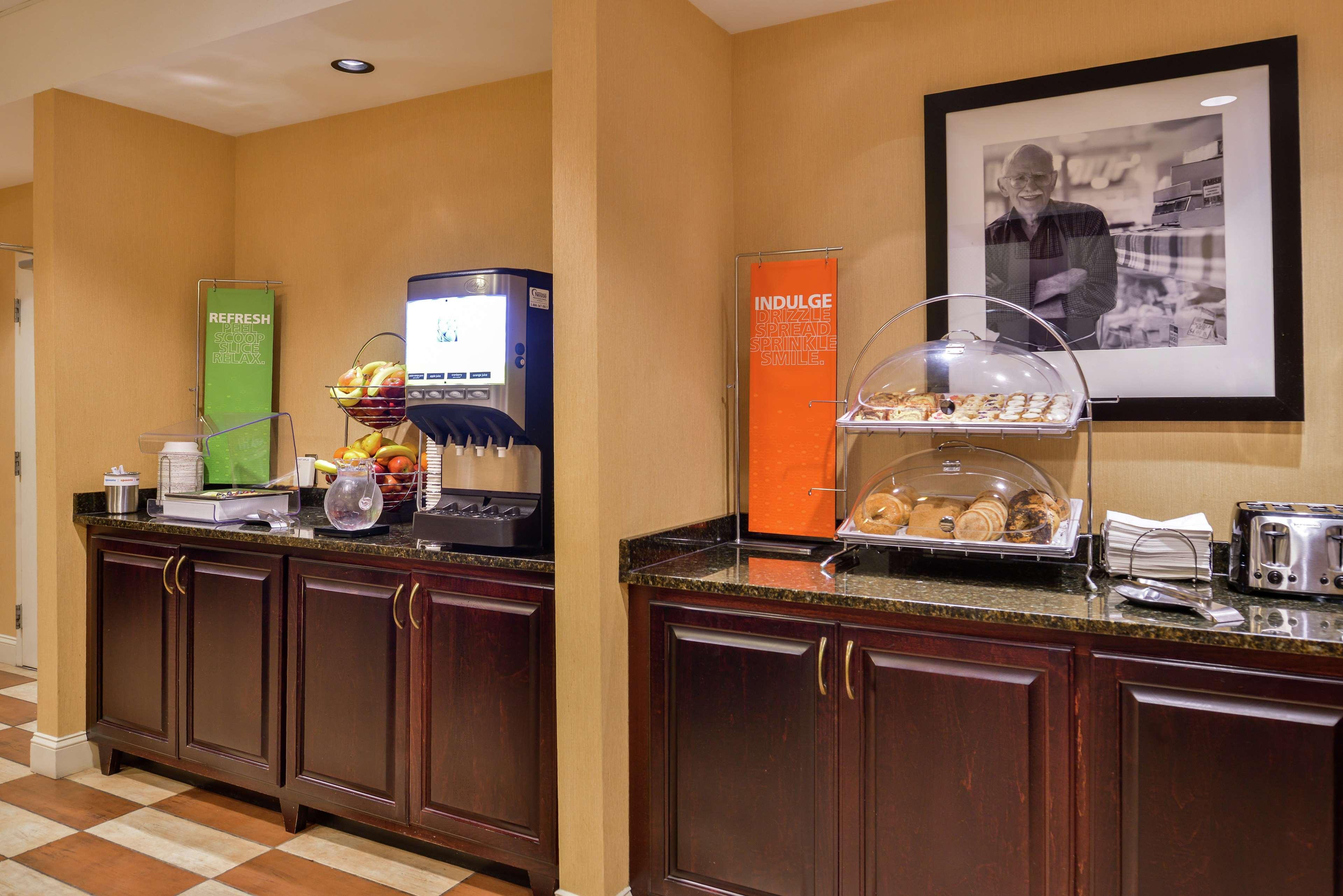 Hampton Inn Jackson-College Avenue Zewnętrze zdjęcie