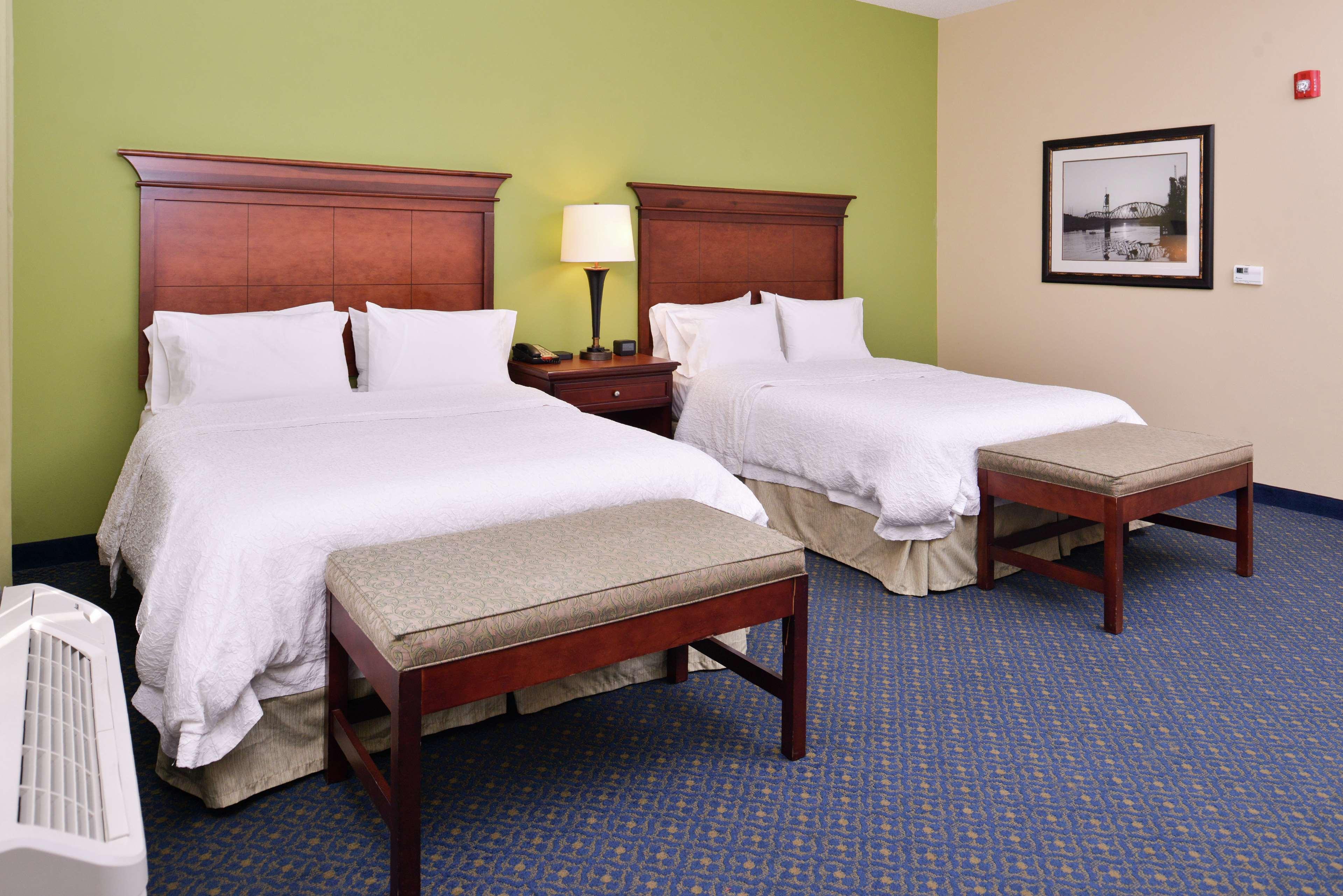 Hampton Inn Jackson-College Avenue Zewnętrze zdjęcie