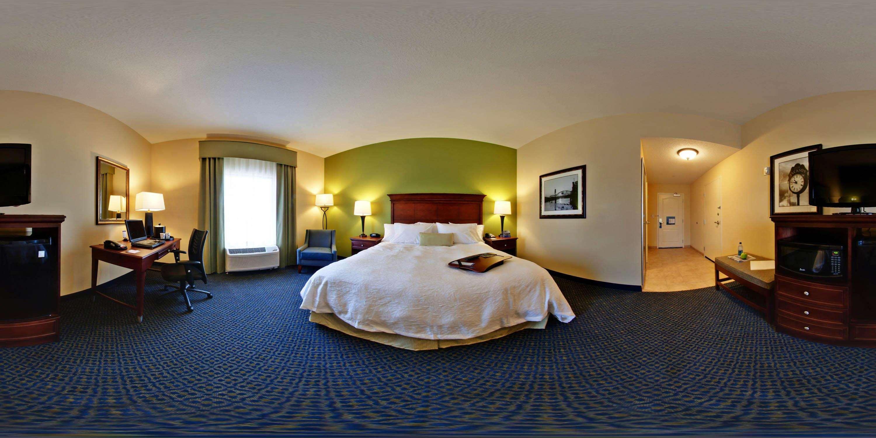 Hampton Inn Jackson-College Avenue Zewnętrze zdjęcie