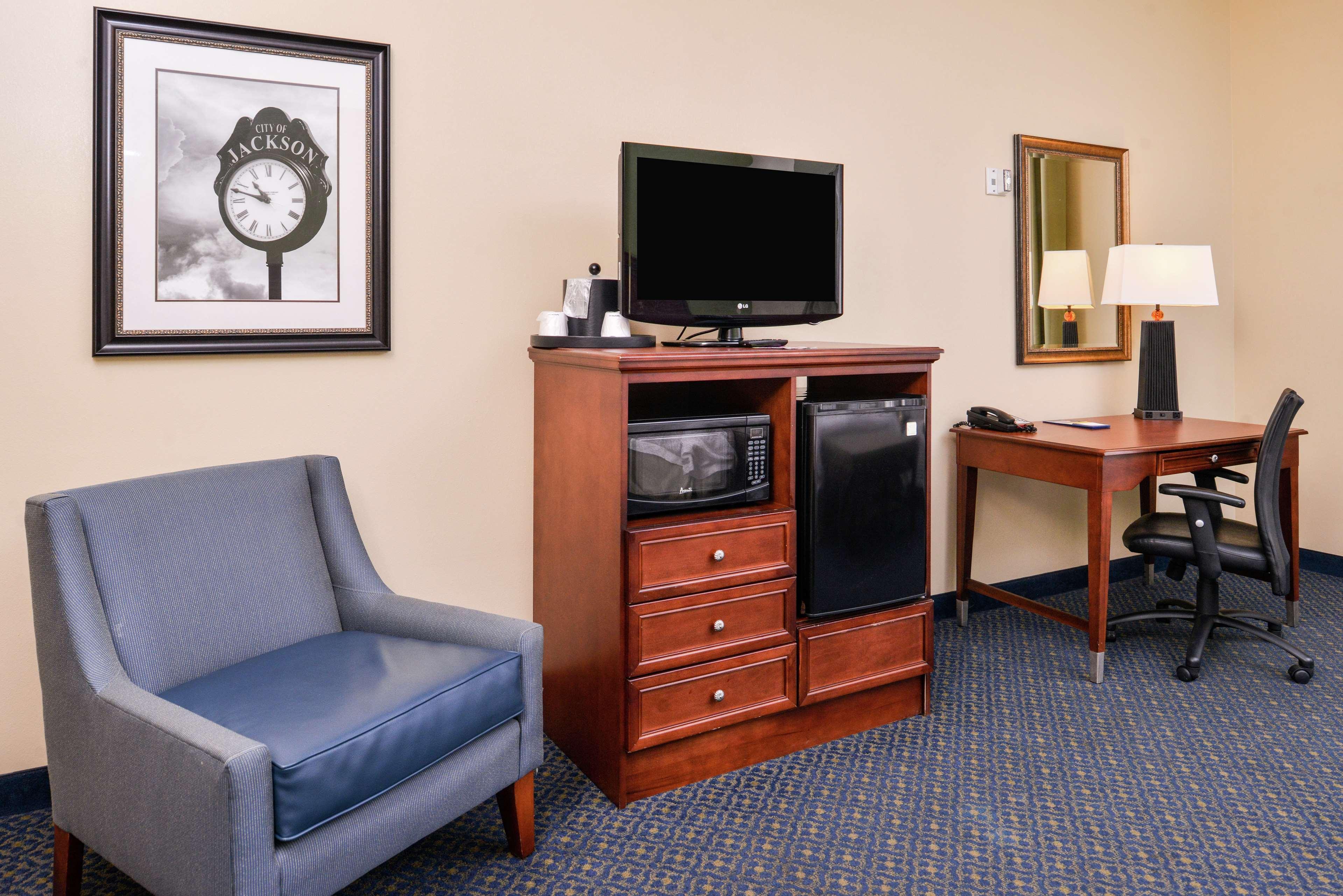 Hampton Inn Jackson-College Avenue Zewnętrze zdjęcie