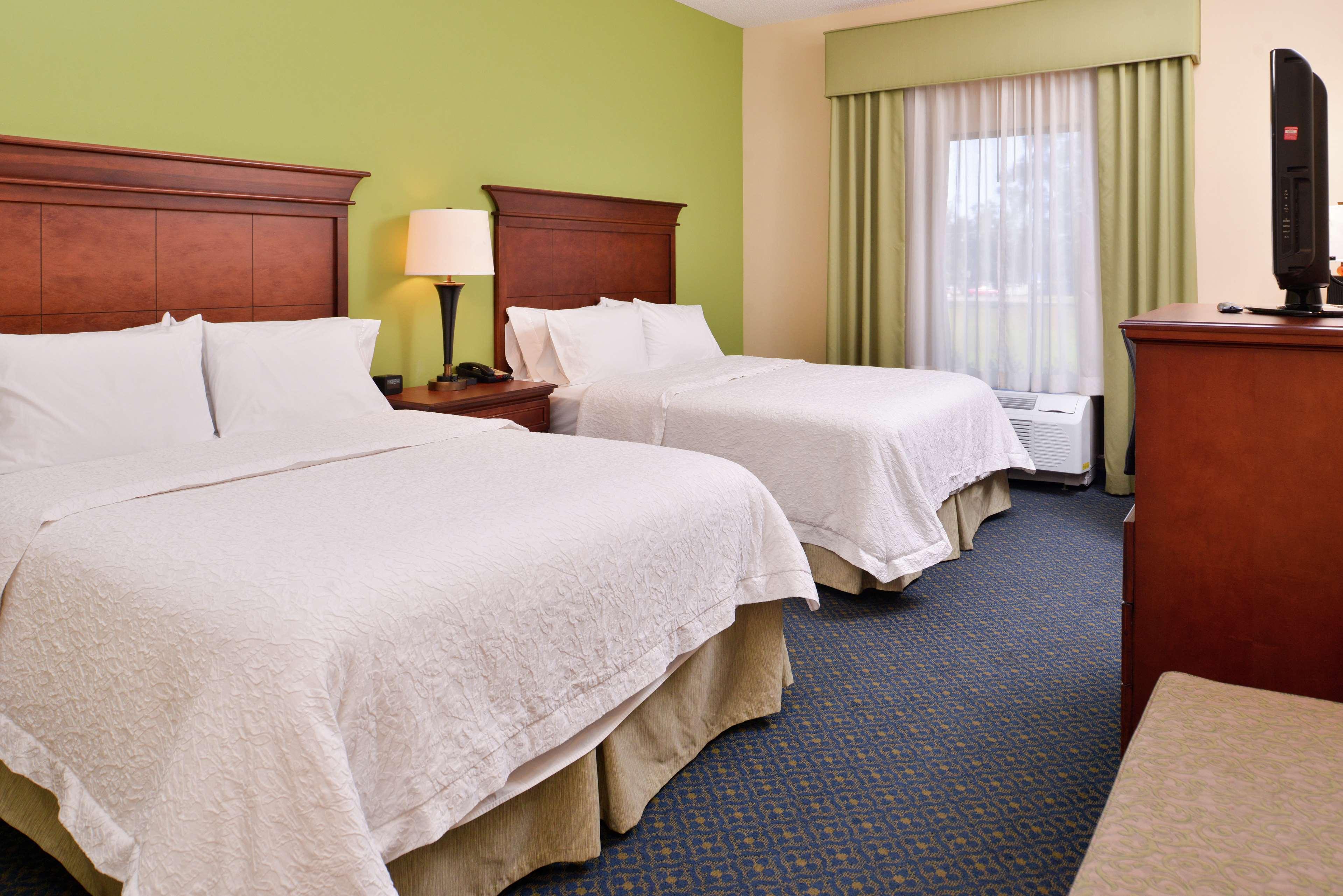 Hampton Inn Jackson-College Avenue Zewnętrze zdjęcie