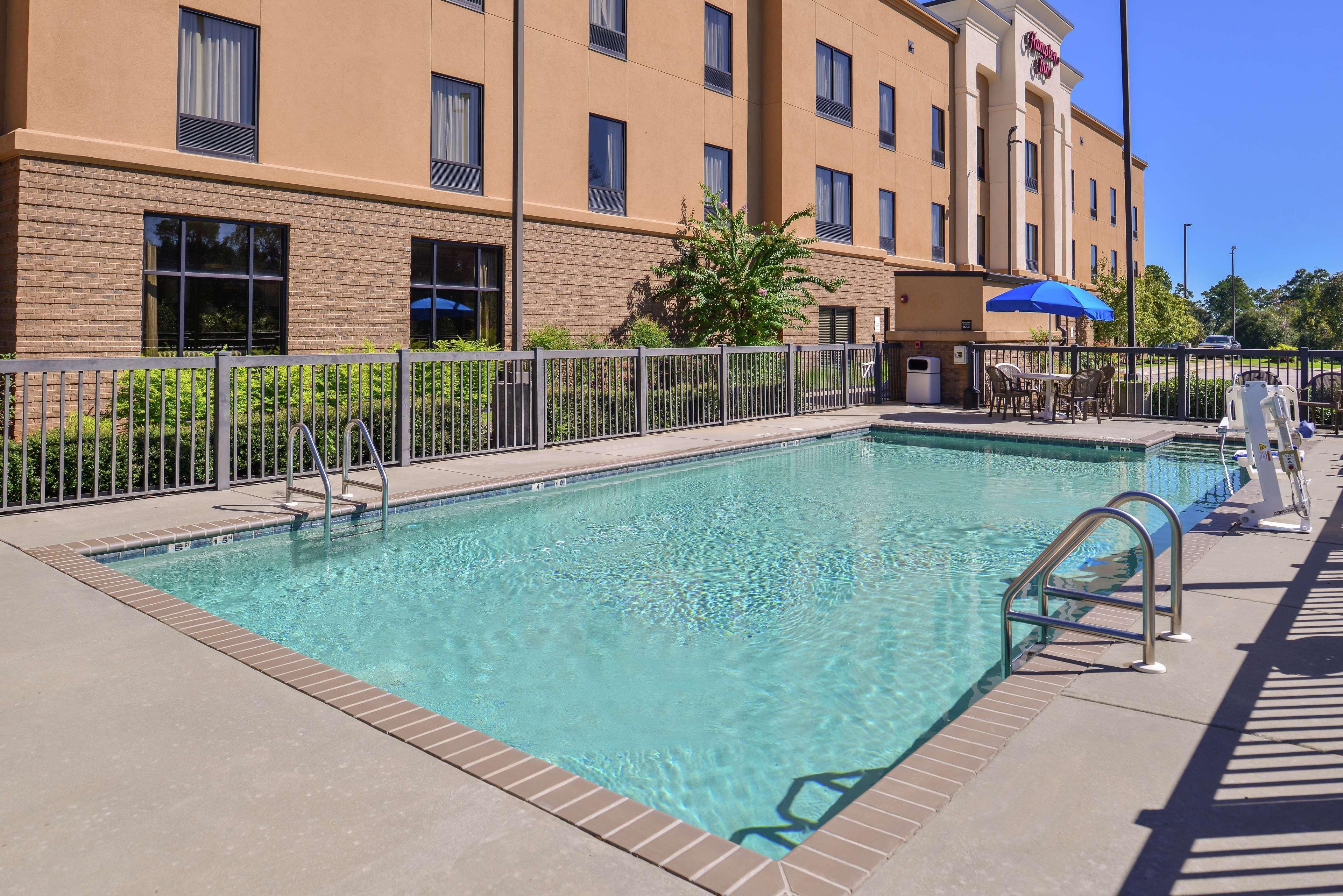 Hampton Inn Jackson-College Avenue Zewnętrze zdjęcie
