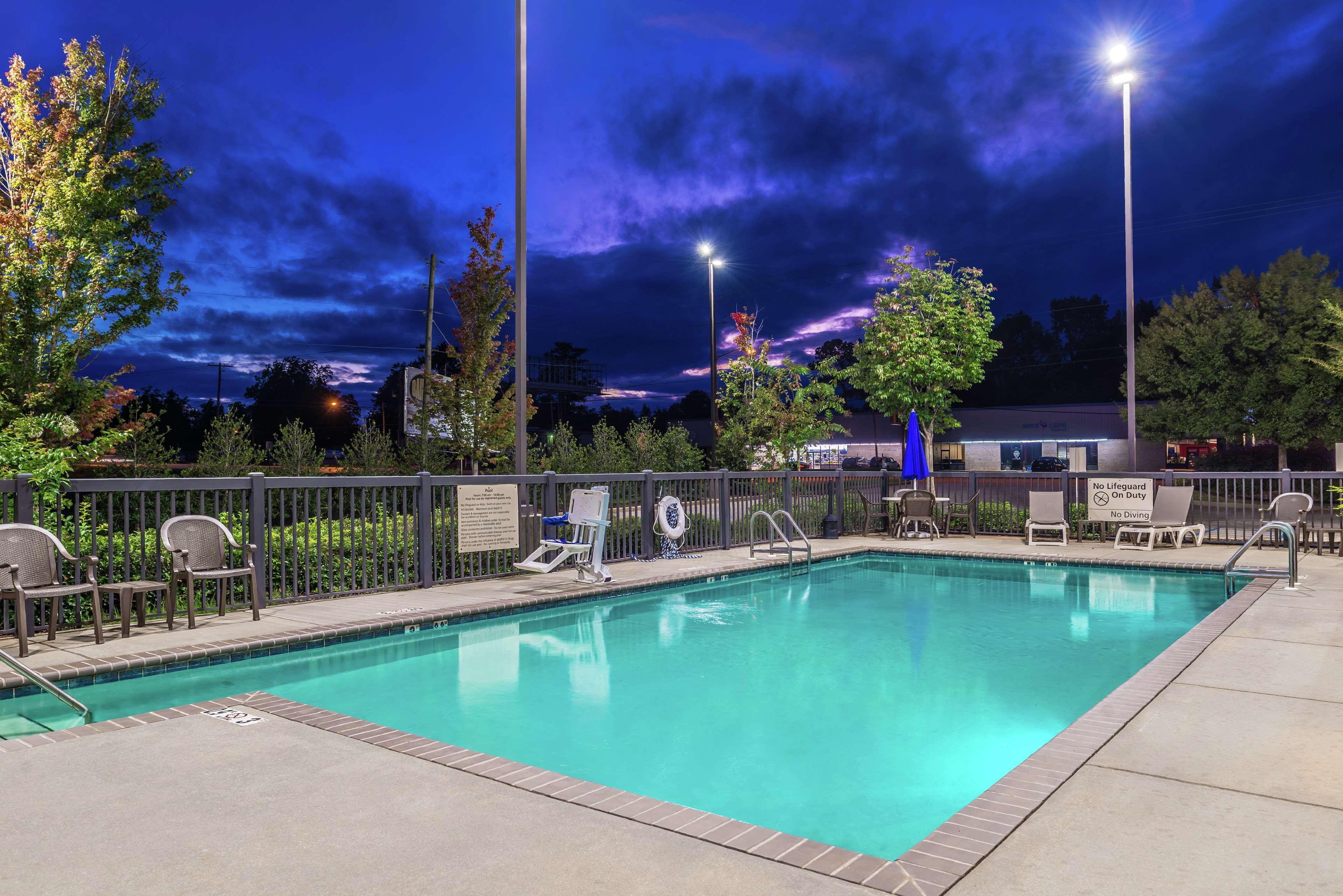 Hampton Inn Jackson-College Avenue Zewnętrze zdjęcie