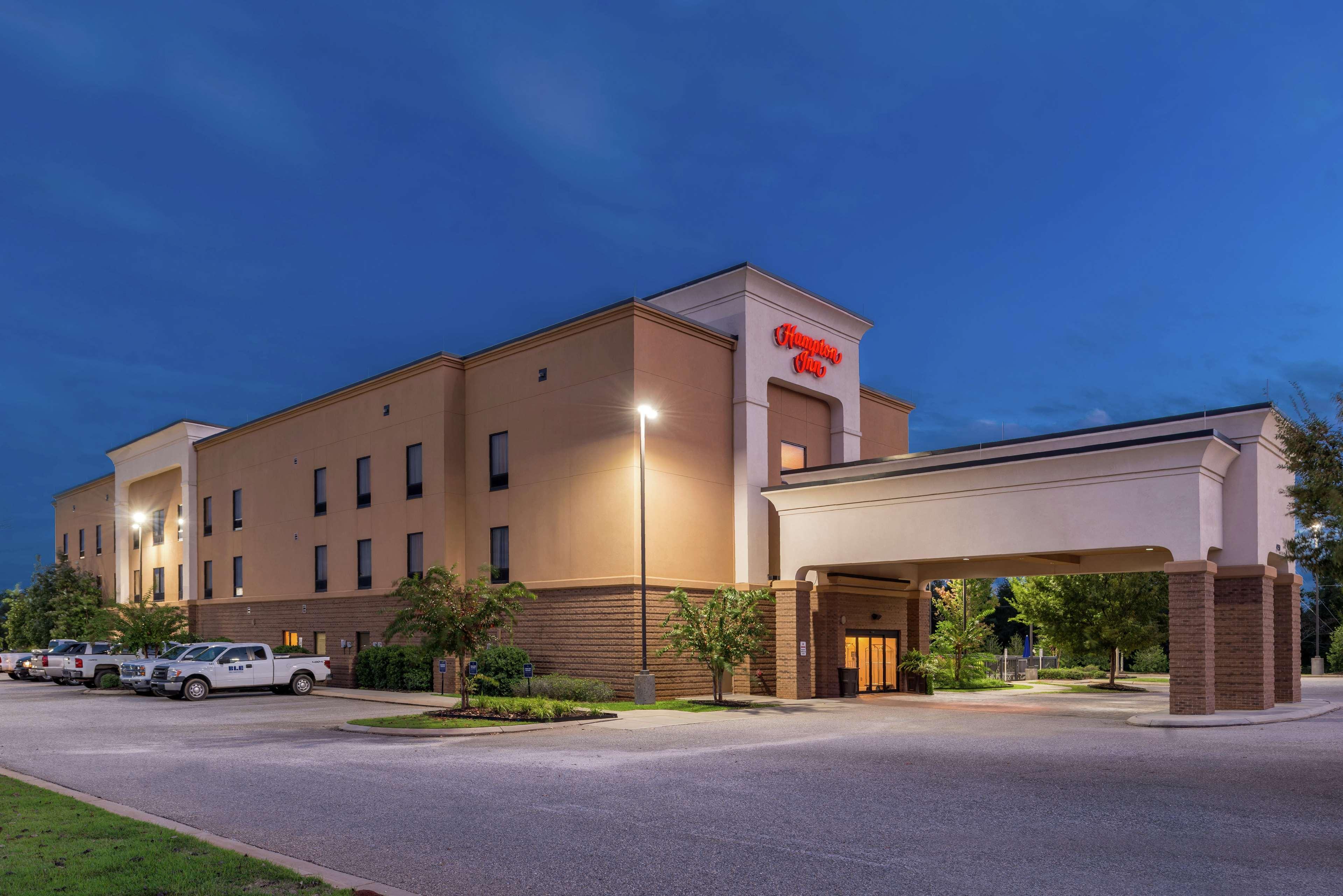 Hampton Inn Jackson-College Avenue Zewnętrze zdjęcie