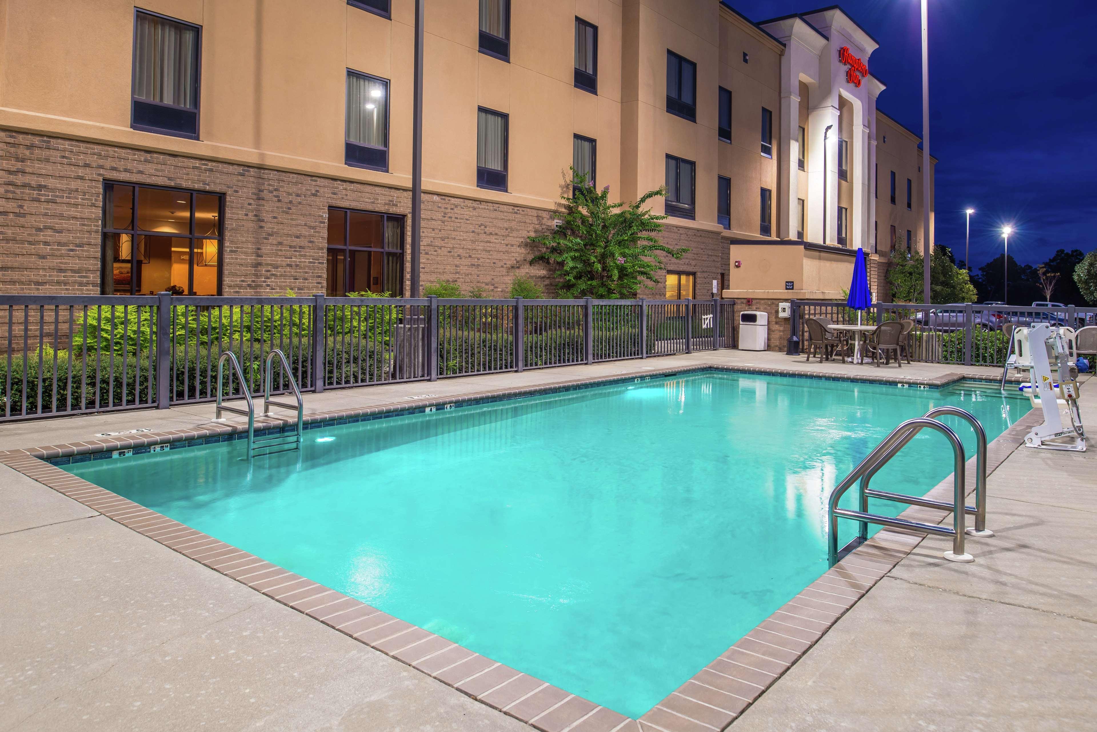 Hampton Inn Jackson-College Avenue Zewnętrze zdjęcie