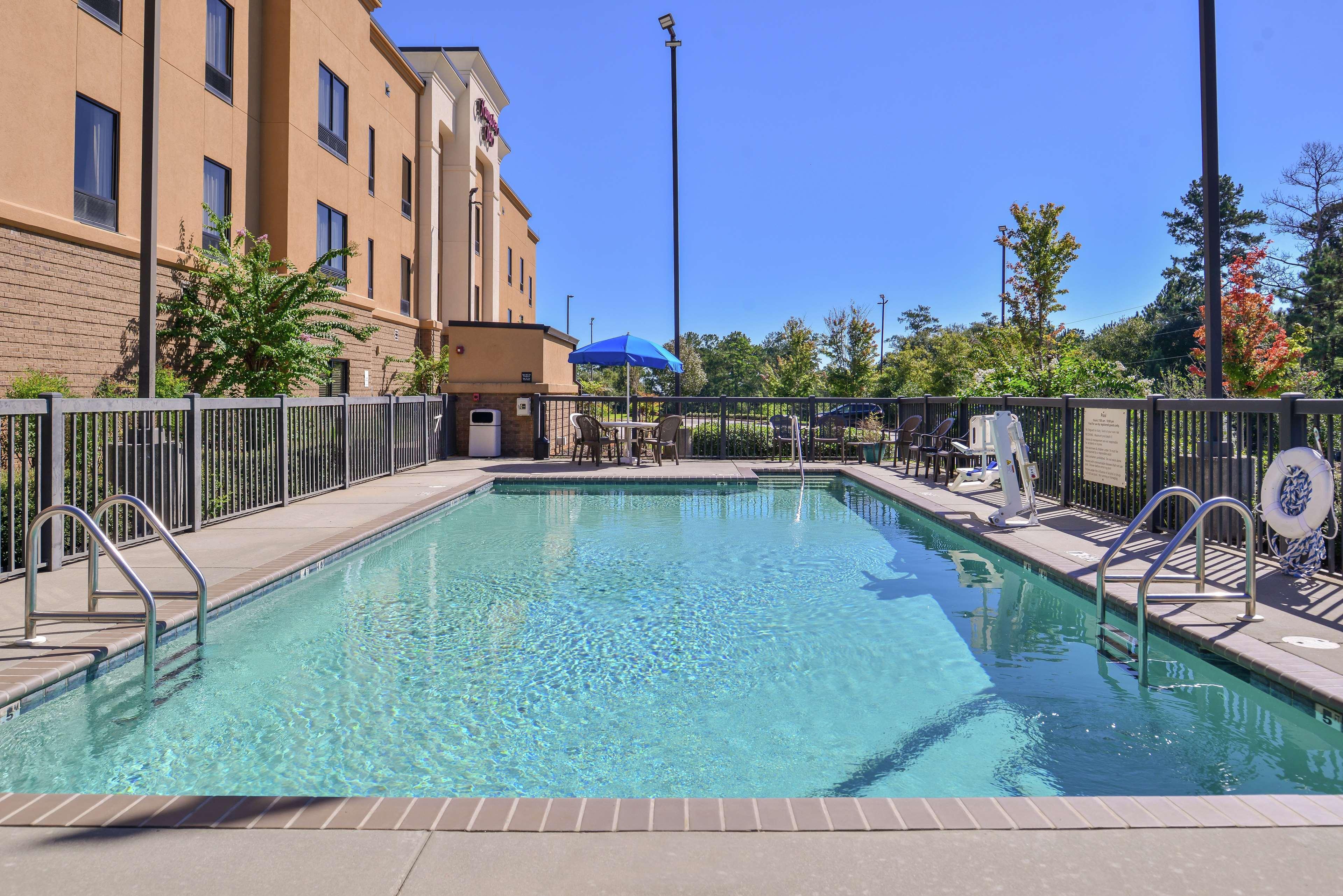 Hampton Inn Jackson-College Avenue Zewnętrze zdjęcie